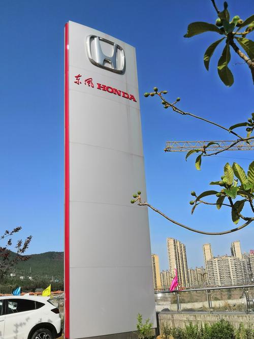 ,电子产品,汽车零配件销售;汽车修理